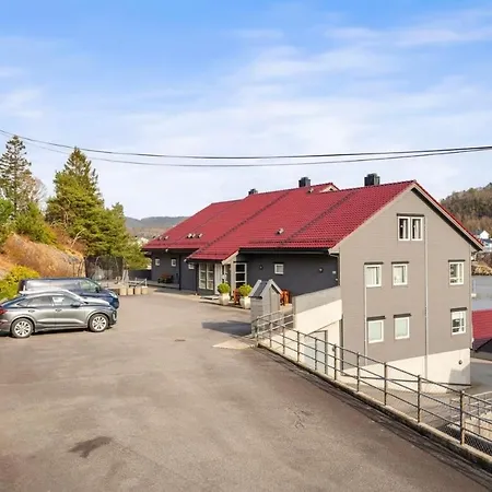 The Nordic Escape - Oceanview - Hetlevik Apartman